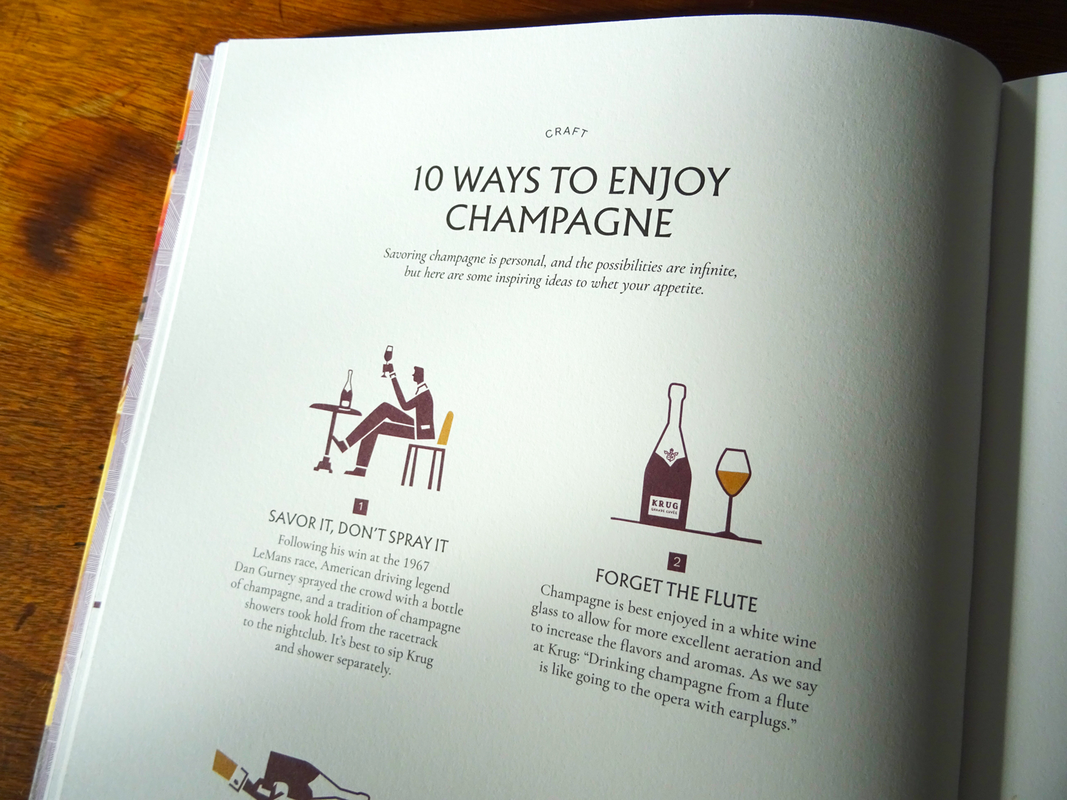 Gros plan sur la page du livre "10 ways to enjoy Champagne"